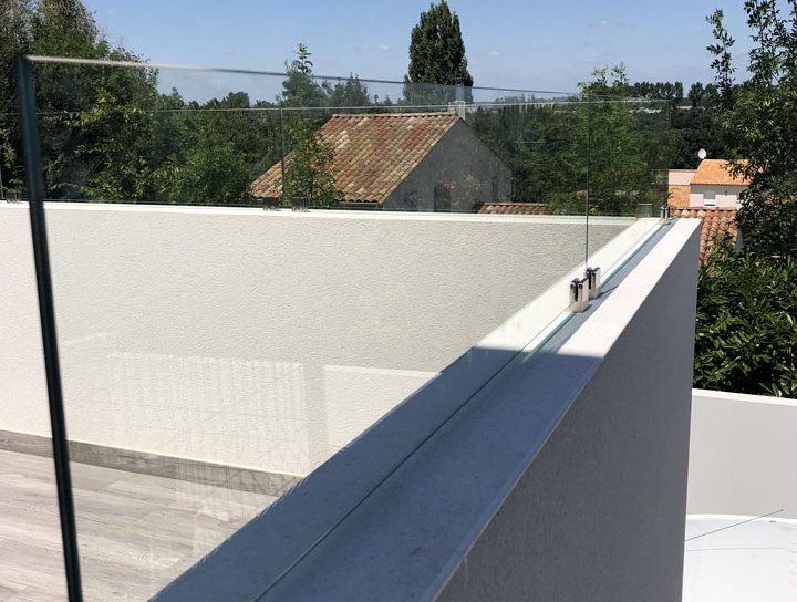 Garde corps exterieur 44² avec pinces